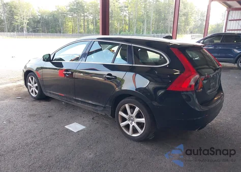 2016 Volvo V60 T5 Drive-E Premier from USA, damaged, VIN YV140MEK4G1296870